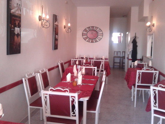 May's Bistro