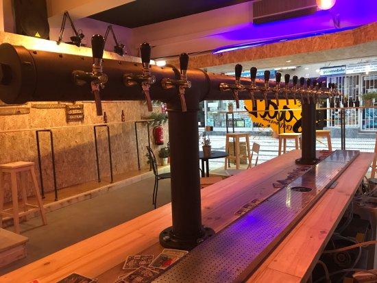 Saaz Craft Beer Lounge