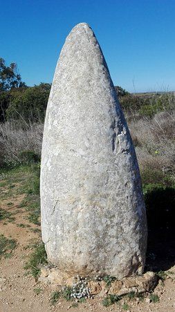 Conjunto de menires de Milrei e do Padrao