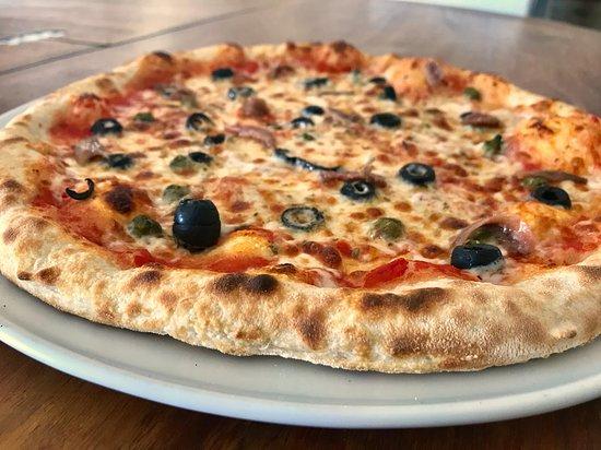 Gusto'zza Pizzeria