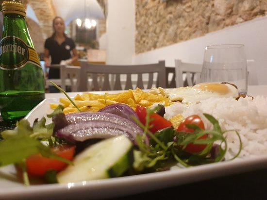 Arcos Cafe & Pizza