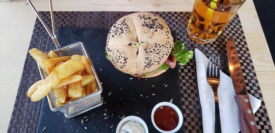 Roberto's Pub