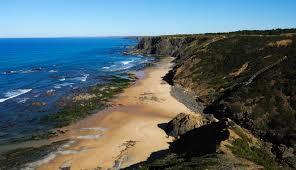 Praia de Vale dos Homens