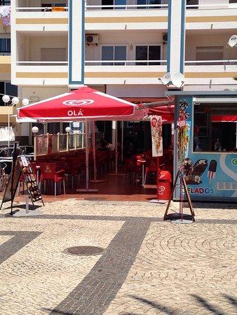 Avenida Cafe