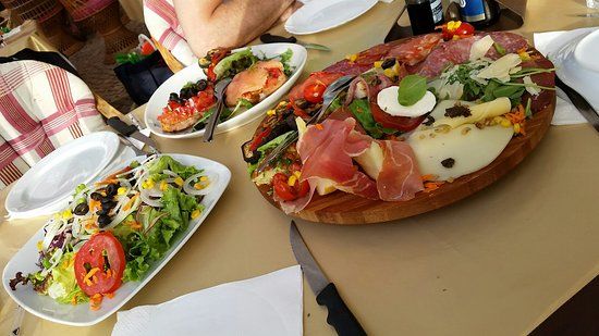Italia Restaurant