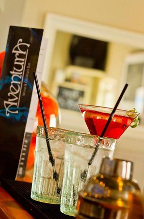 Aventura Bar