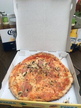 Luigi Pizzas
