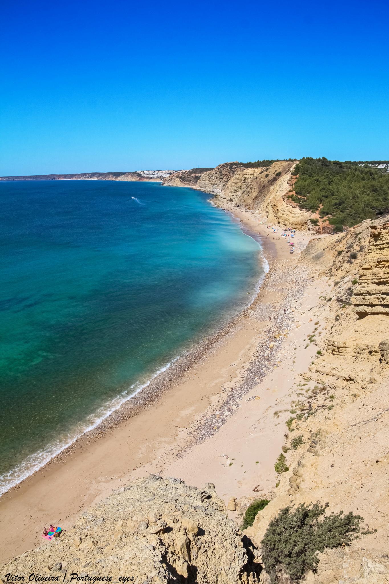Praia de Almadena