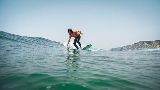 Good Feeling Surf School
