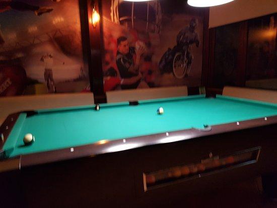 33 Sports Bar