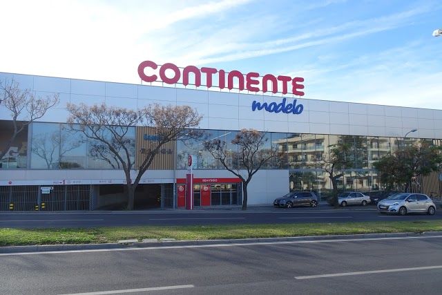Modelo Continente Quarteira