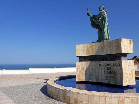 Estátua de São Gonçalo