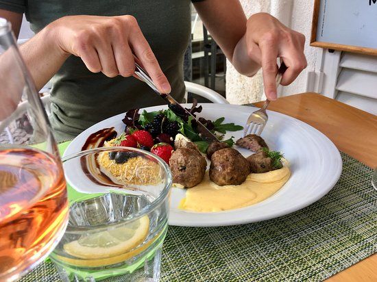 Meu Limao Tapas & Wine