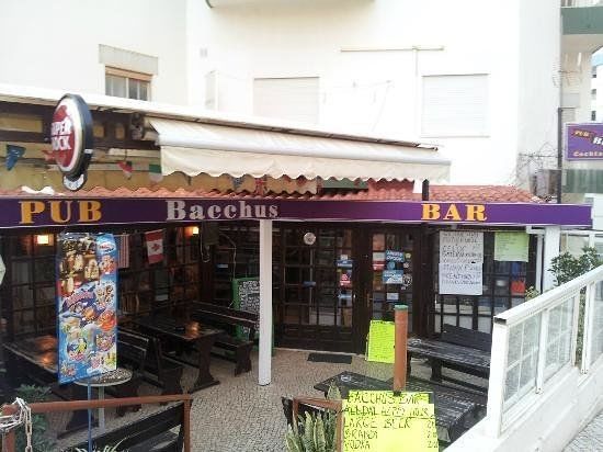 Bacchus bar praia da rocha