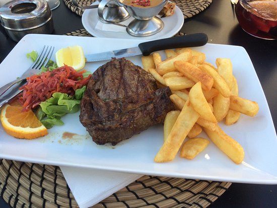 Bank Restaurant & Bar