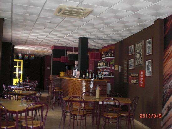 Smyths Bar and Restaurant